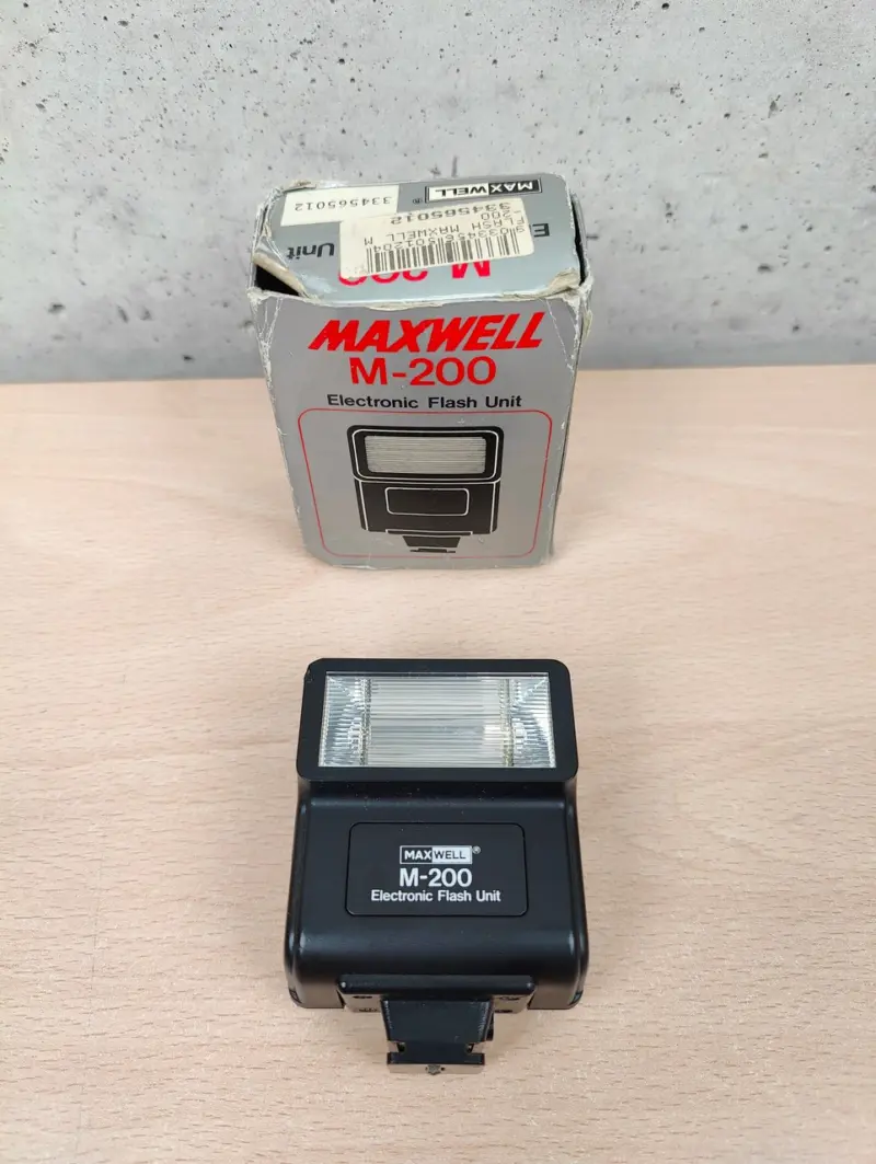 Maxwell M-200 - Electronic Flash Unit - Vista 1