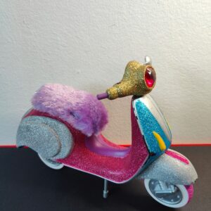 Miniatura 2 per Shibajuku Girls Scooter Stile Vespa per Bambole