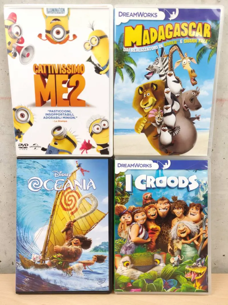 4 DVD Cattivissimo Me 2 - Madagascar - Oceania - I Croods - Vista 1