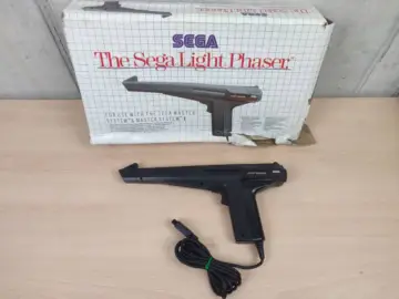 Reperto originale The SEGA Light Phaser - Pistola SEGA Master System - Condizioni USATO TESTATO 100% CIB