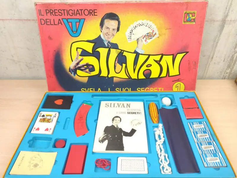 Silvan Svela I Suoi Segreti - Clementoni Gioco da Tavolo Vintage - Vista 1