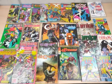 Reperto originale Lotto Fumetti Wildcats Zodiaco Mytico Spray Liz The Secret Etc... - Condizioni USATO CIB