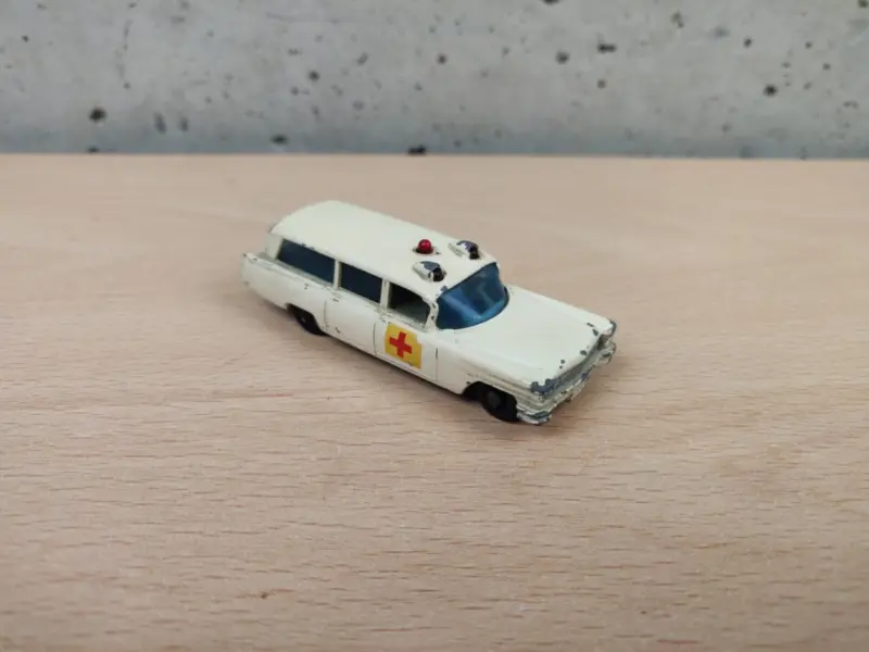 Matchbox Lesney No° 54 Cadillac Ambulance - Vista 1