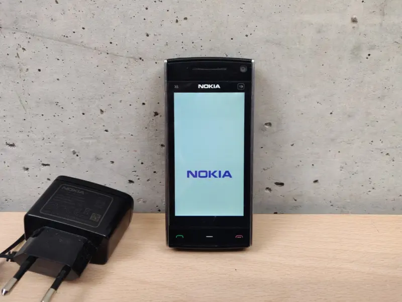 Cellulare Nokia X6 8GB - Funzionante - Vista 1