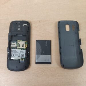 Miniatura 2 per Nokia Asha 203 2 Megapixel 2.4" Edge Radio Funzionante
