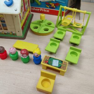 Miniatura 8 per Fisher Price Play Family School - Usato con Scatola Box