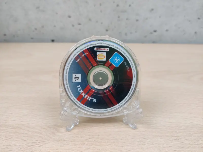 Tekken 6 - PlayStation PSP - PAL Solo CD - Vista 1