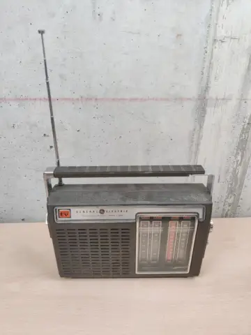 Reperto originale Radio Vintage - General Electronic Sound Funzionante - Condizioni USATO CIB