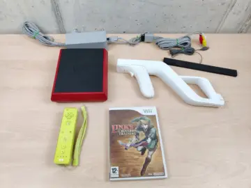 Reperto originale Wii Mini Rossa Nintendo Console con Zapper e Gioco Funzionante - Condizioni USATO TESTATO 100% CIB