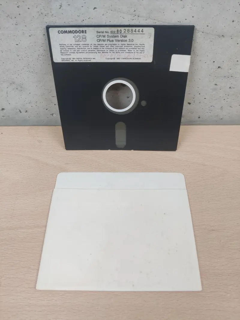 Commodore 128 CP/M System Disk Plus Version 3.0 Floppy 5.25" Original - Vista 1