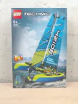 Miniatura 1 per LEGO Technic 42105 - Catamarano da Regata Nuovo MISB