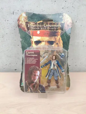 Reperto originale Pirates of the Caribbean Dead Man's Chest Captain Norrington Action Figure Nuovo - Condizioni NUOVO / SIGILLATO CIB