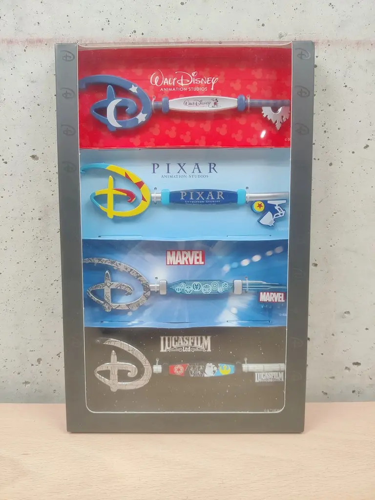 Disney Studio Collection 4 Starter Key Chiavi Walt Disney Pixar Marvel Lucasfilm - Vista 1
