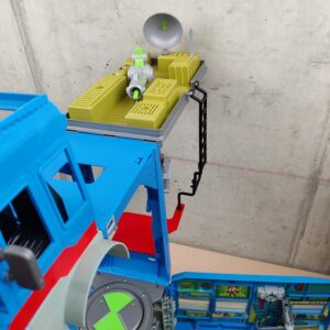 Miniatura 10 per Ben 10 Transforming Alien Playset Rustbucket Camion Trasformabile