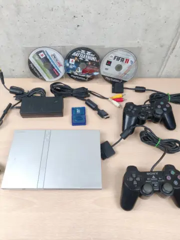 Reperto originale Console PlayStation 2 PS2 Slim Silver - SCPH-75004 Testato Funzionante con Accessori e Gioco #11 - Condizioni USATO TESTATO 100% CIB