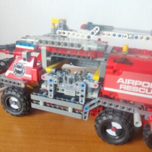 Miniatura 5 per LEGO Technic 42068 Airport Rescue Vehicle Completo al 95%
