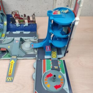 Miniatura 10 per Micro Machines Camion Autocisterna Carabinieri