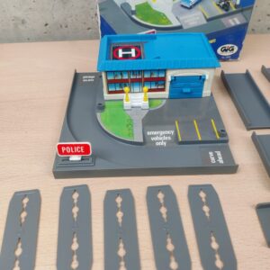 Miniatura 3 per Micro Machines Super Travel City Stazione di Polizia con Box