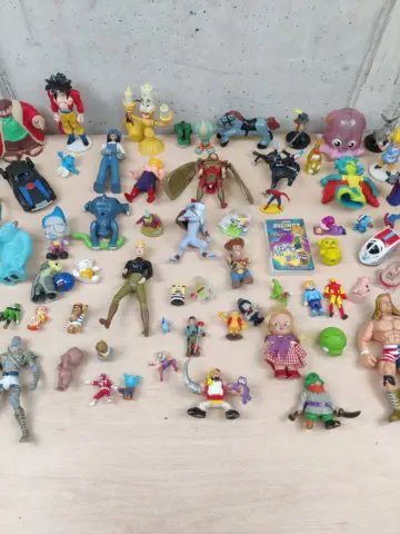 Reperto originale Lotto Personaggi Action Figure #01 - Condizioni USATO CIB