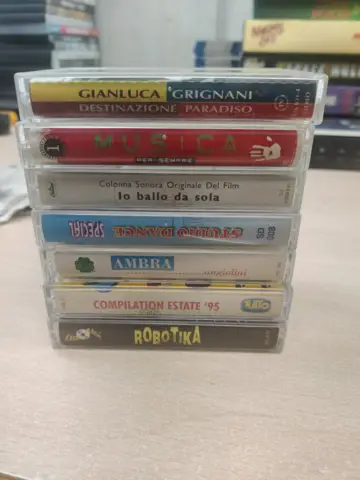 Reperto originale Lotto 7 Musicassette Musica - Condizioni USATO CIB