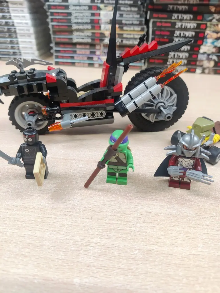 LEGO 79101 - Teenage Mutant Ninja Turtles - Shredder's Dragon Bike - Usato Completo - Vista 1