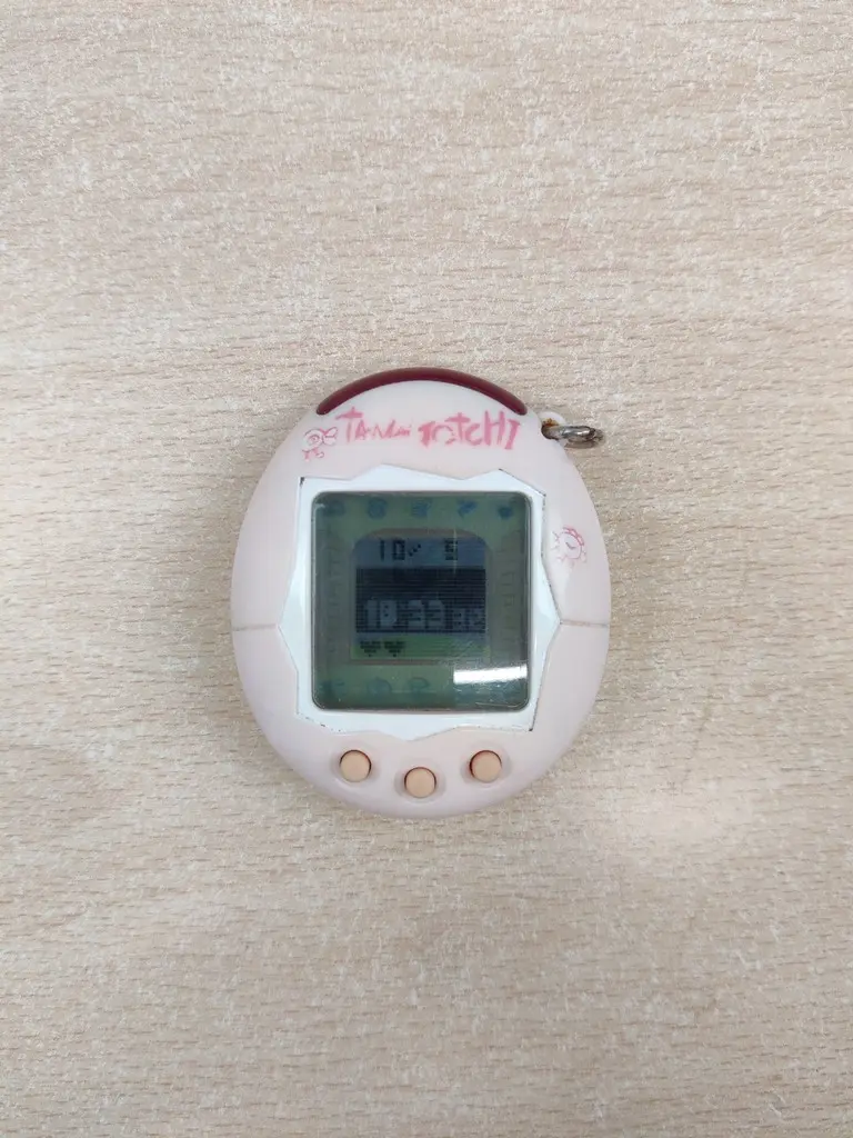 Tamagotchi Rosa V1 Animale Domestico Virtuale - Bandai Wiz 2004 Funzionante + Batteria Nuova - Vista 1