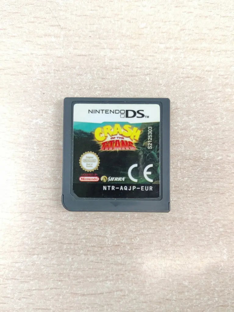 Crash of the Titans - Nintendo DS - EUR - Vista 1