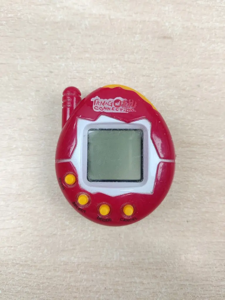 Tamagotchi Connection Rosso con Difetto - Bandai Non Funzionante - Vista 1
