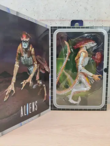 Reperto originale Panther Alien Aliens - Kenner Tribute NECA 23 cm Action Figures - Condizioni NUOVO / SIGILLATO CIB