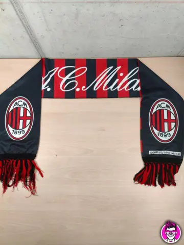 Reperto originale Sciarpa A.C. Milan - Warner Bros Acrilico - Condizioni USATO CIB