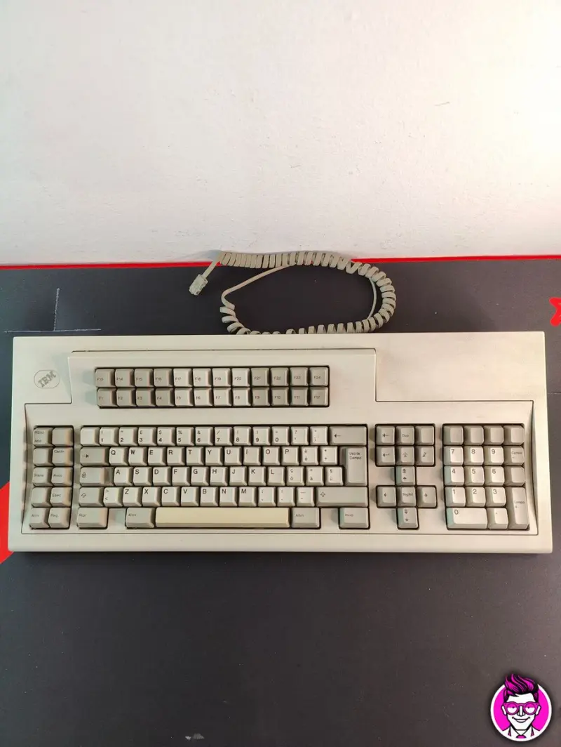 Tastiera Computer IBM 1394320 Originale PC Keyboard Vintage 1985 - Vista 1