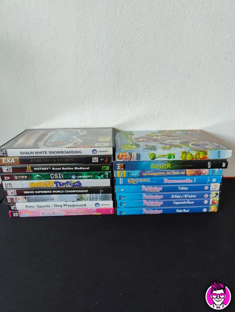 Lotto PC 8 Giochi + 8 DVD Film Cartoni - Computer PC - ITA - Vista 1