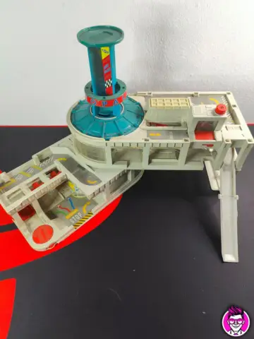 Reperto originale Auto Palace Garage - Micro Machines 1995 Galoob (1995) - Condizioni USATO CIB