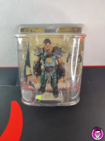 Reperto originale Tyr - The Legend of the Bladehunters - McFarlane Toys Action Figure - Condizioni NUOVO / SIGILLATO CIB
