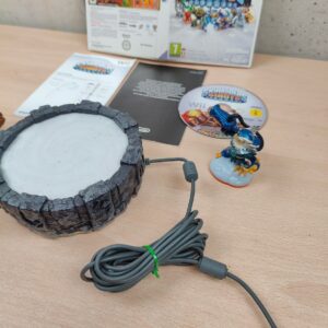 Miniatura 3 per Skylanders Giants Gioco + Base + Personaggi - Nintendo Wii
