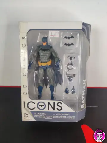 Reperto originale Batman - Icons - DC Collectibles Action Figure - Condizioni NUOVO / SIGILLATO CIB