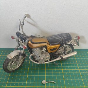 Yamaha OHC 750 Electric - Polistil Italy 1/10