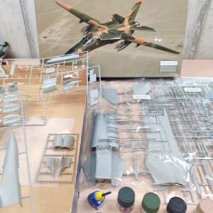 Lockheed Martin F-111 E/F Aardvark - Italeri 1:48 Scale Model Kit