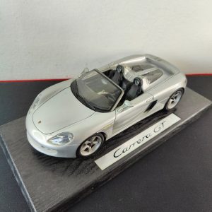 Porsche Carrera GT - Maisto 1/18 Modellino Diecast