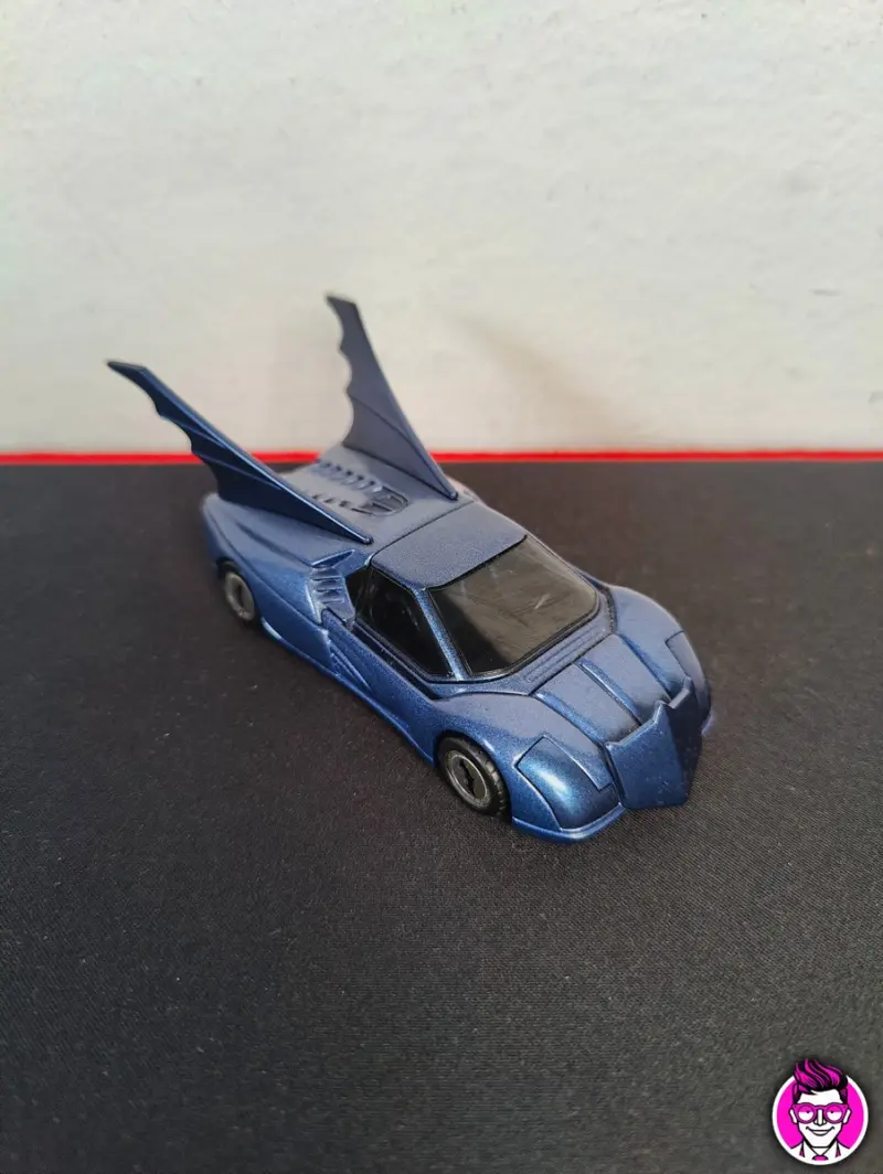 Batman Batmobile 2000 DC Comics - Corgi Toys 1/43 Modellino Diecast - Vista 1
