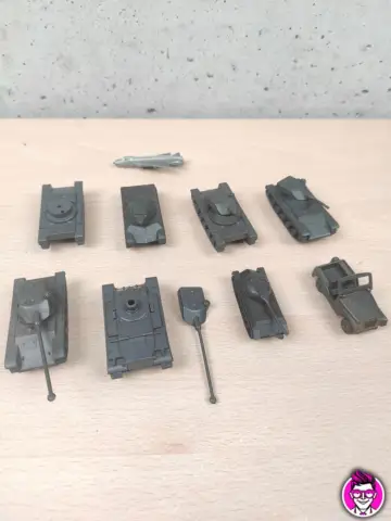 Reperto originale Modellini Tank Char Blinde Carro Armato - Made in Italy - Germany - France - Condizioni USATO CIB