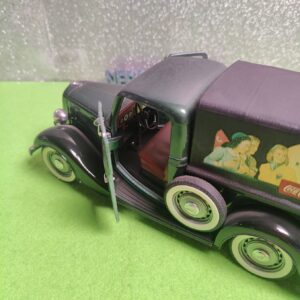 Miniatura 6 per Solido 1/18 Solido Ford V8 1934 Cocacola - Vintage Model Car Auto Modellino
