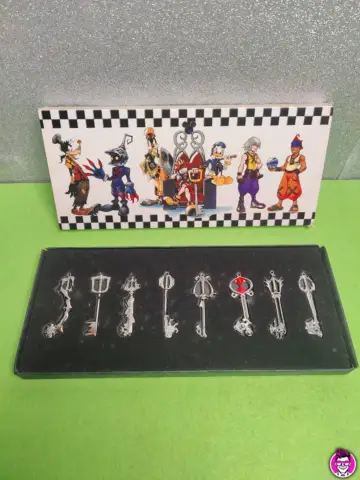 Reperto originale Disney Kingdom Hearts Set Chiavi - Square Enix - Condizioni USATO CIB