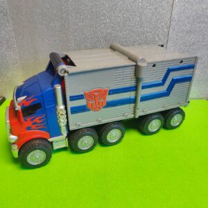 Miniatura 6 per Hasbro Transformers Optimus Prime Battle Rig Blaster