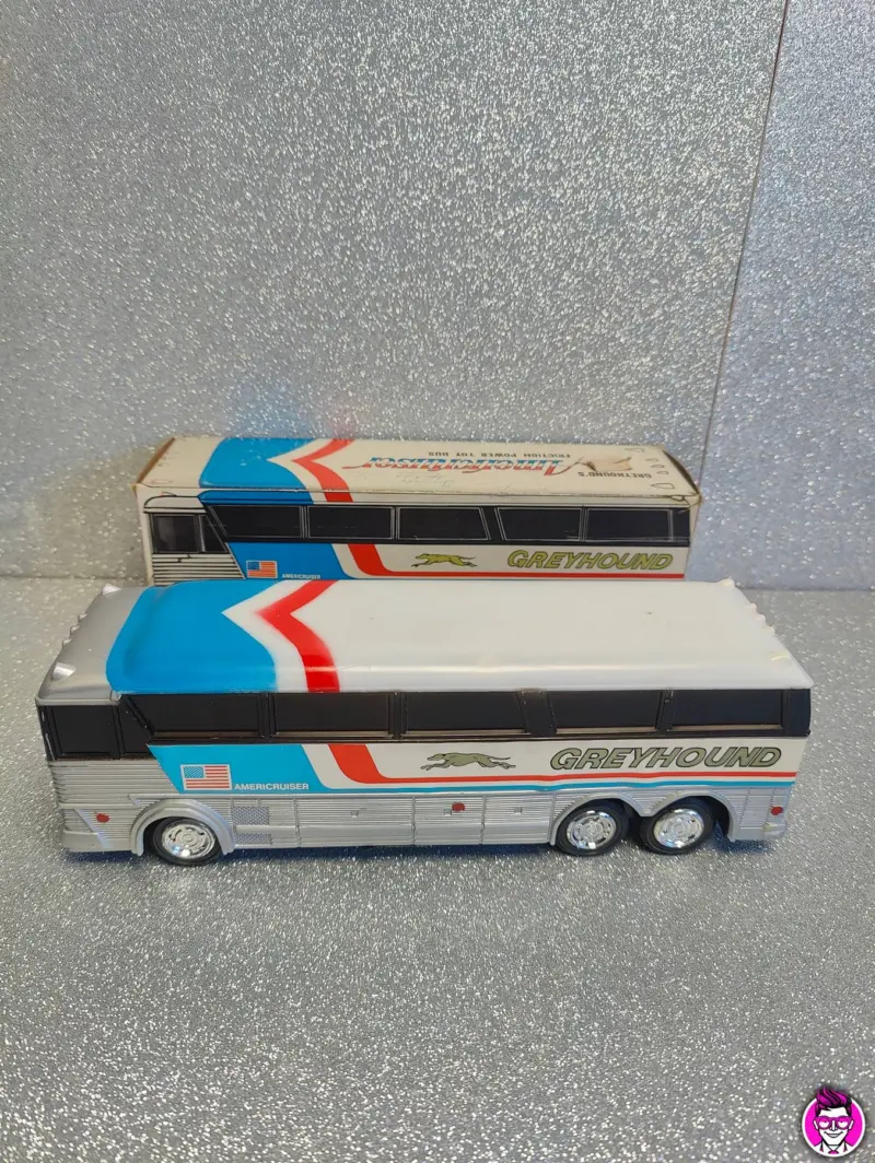 Greyhound AMERICRUISER Friction Power Hong Kong - Model Bus Macchina Modellino - Vista 1