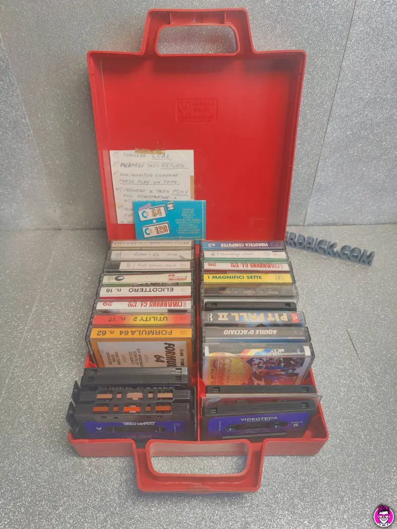 Lotto Videogiochi - Commodore 64 128 - C64 128 - Vista 1